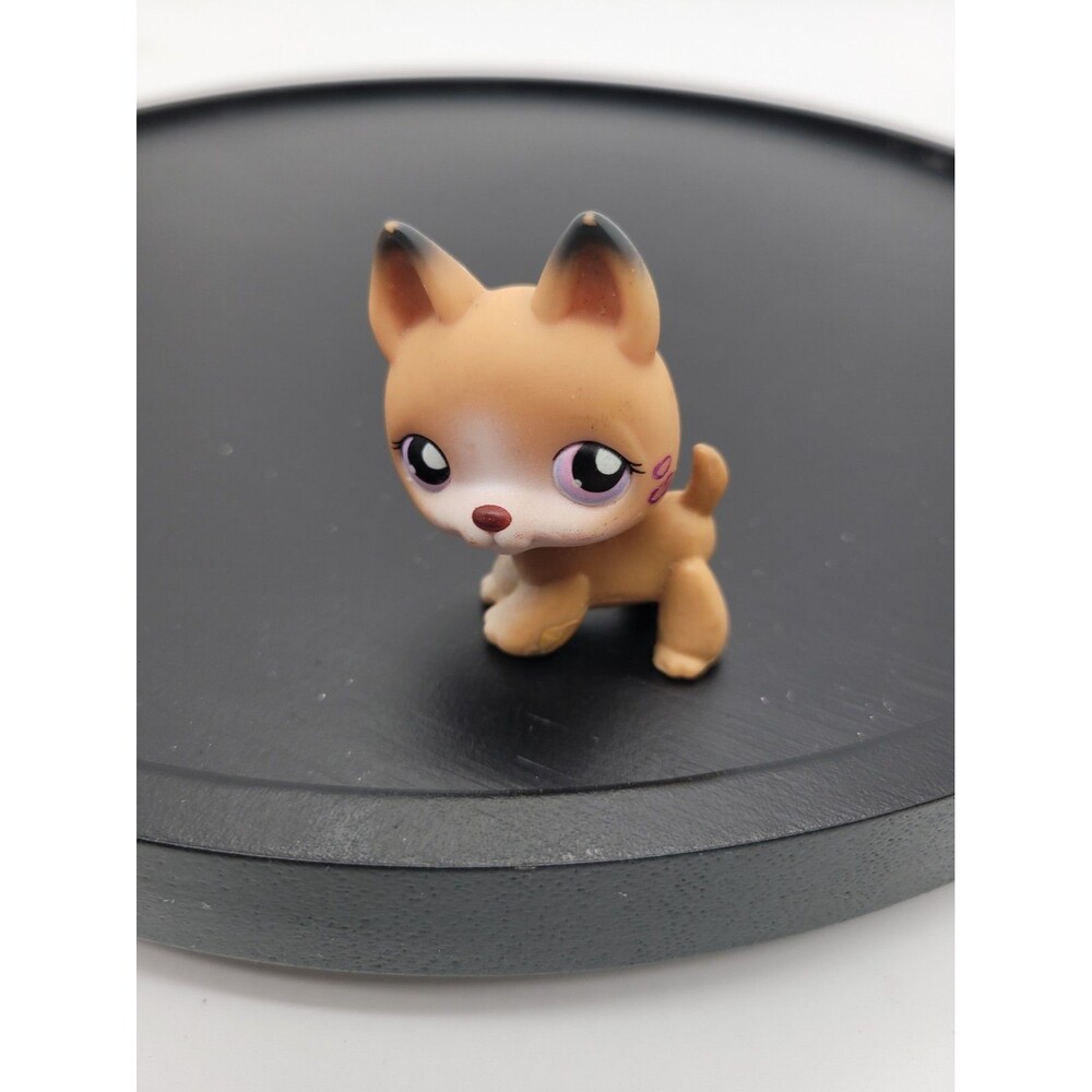 2004 Littlest Pet Shop LPS #112 German Shepherd Pink and Lavender Eyes